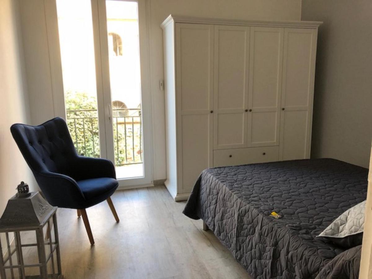 Apartment F2 + Garage Front De Banyuls-sur-Mer